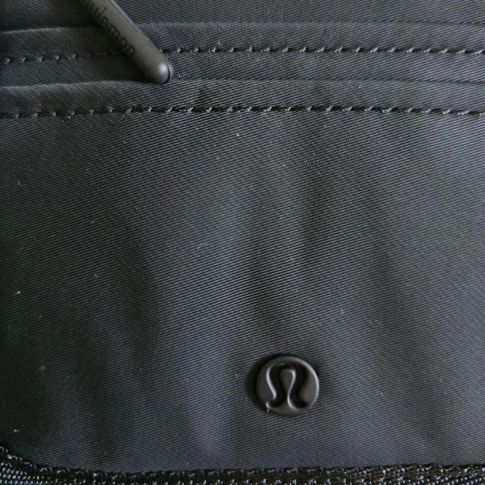 Lululemon True Identity Card Case black wallet bundle